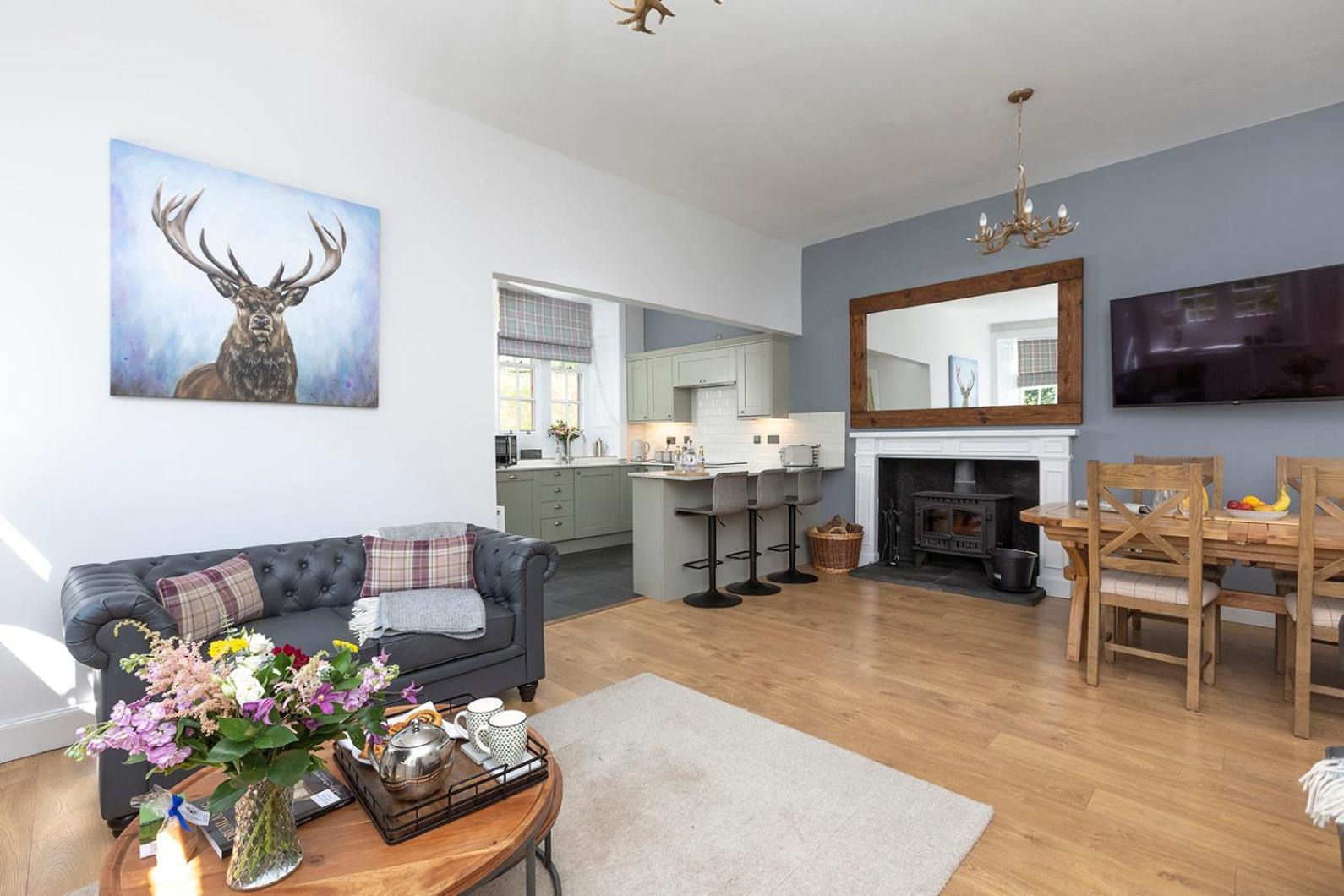 Laundry Cottage: Drumlanrig Castle Thornhill  Exterior photo